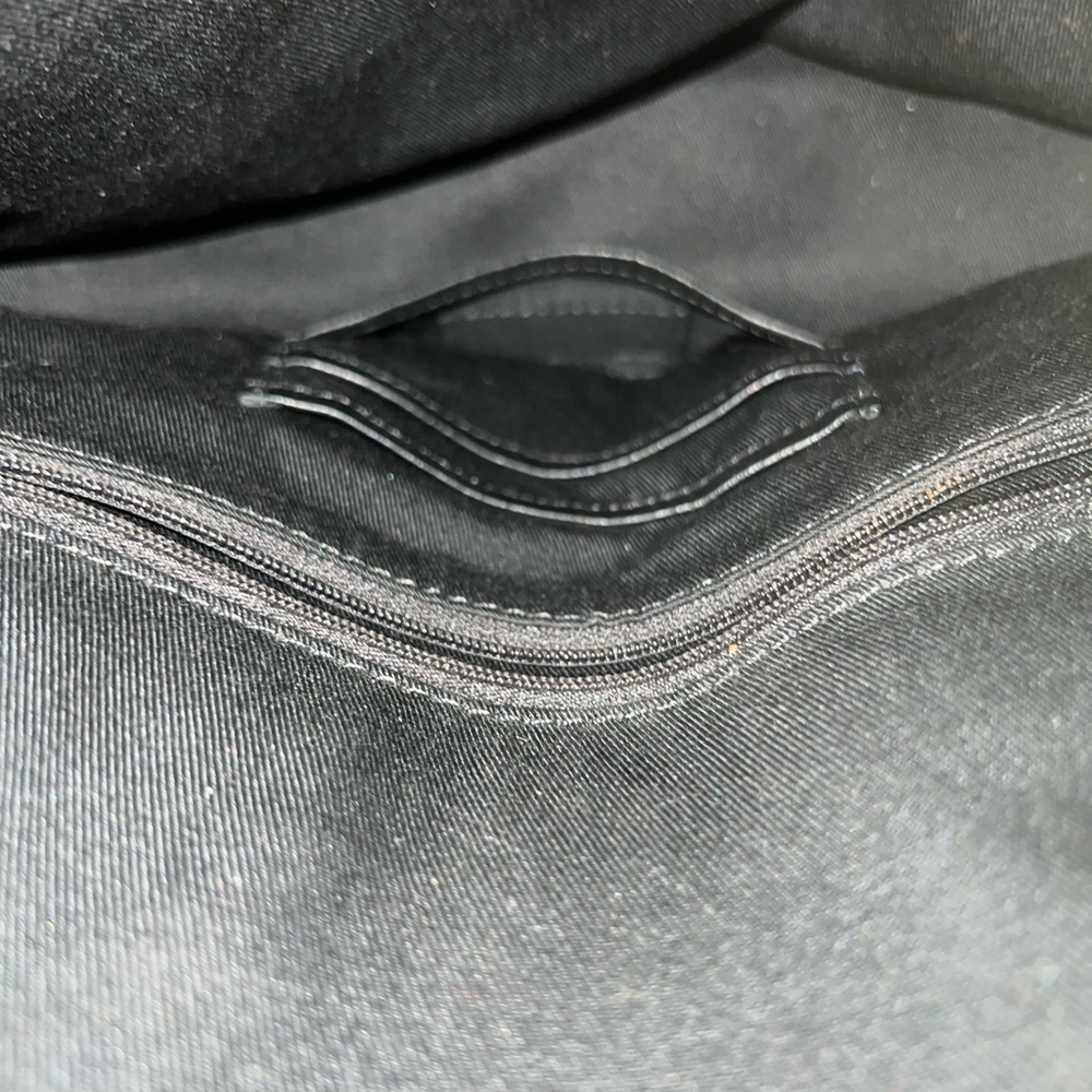 Elegant Black Leather Clutch - Picture 8 of 9